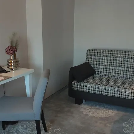 Ξενοδοχείο Via Regia - Vias-hotels 4*