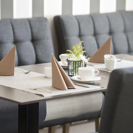 Hotel Via Regia - Vias-hotels 4*