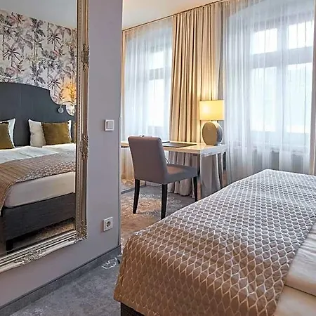 Via Regia - Vias-hotels Otel 4*