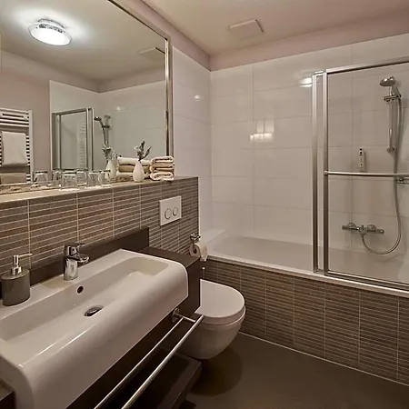 Szálloda Via Regia - Vias-hotels 4*