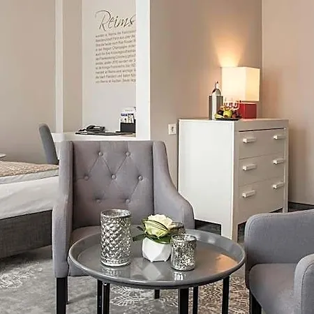 Via Regia - Vias-hotels Otel Görlitz
