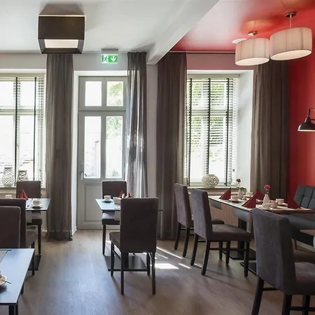 Ξενοδοχείο Via Regia - Vias-hotels